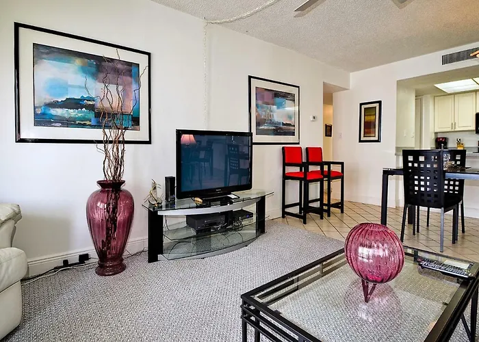 440 West 1001n 10th Floor Waterview - 440 West 23160 * Clearwater Beach